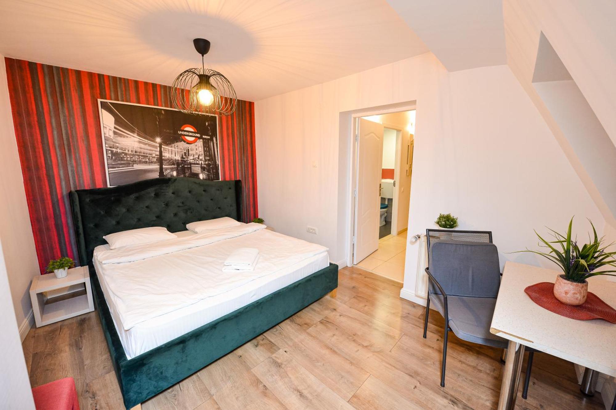 The Lincoln Suites - Central Shabbat Friendly Apartments Бухарест Екстер'єр фото
