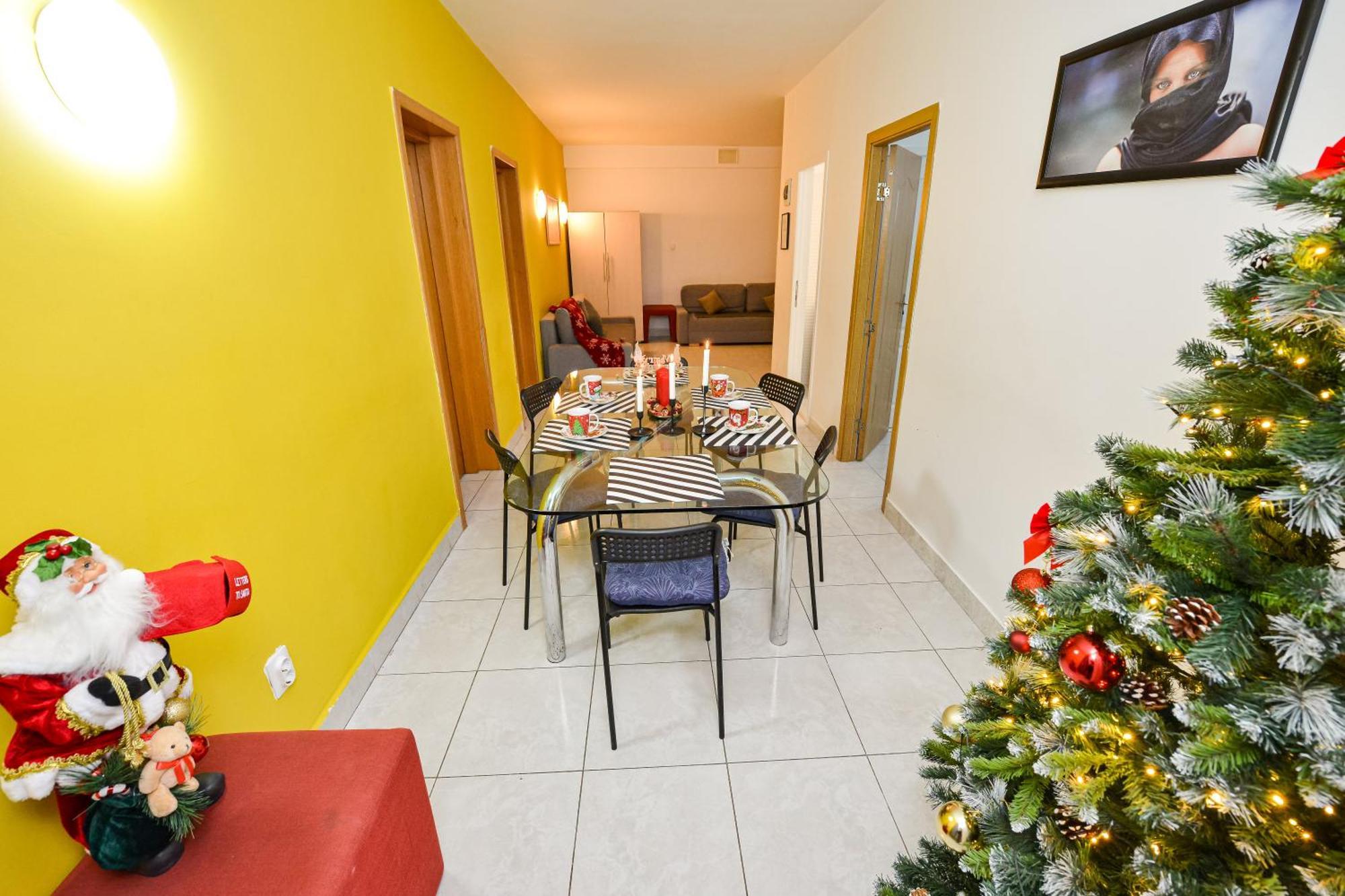 The Lincoln Suites - Central Shabbat Friendly Apartments Бухарест Екстер'єр фото