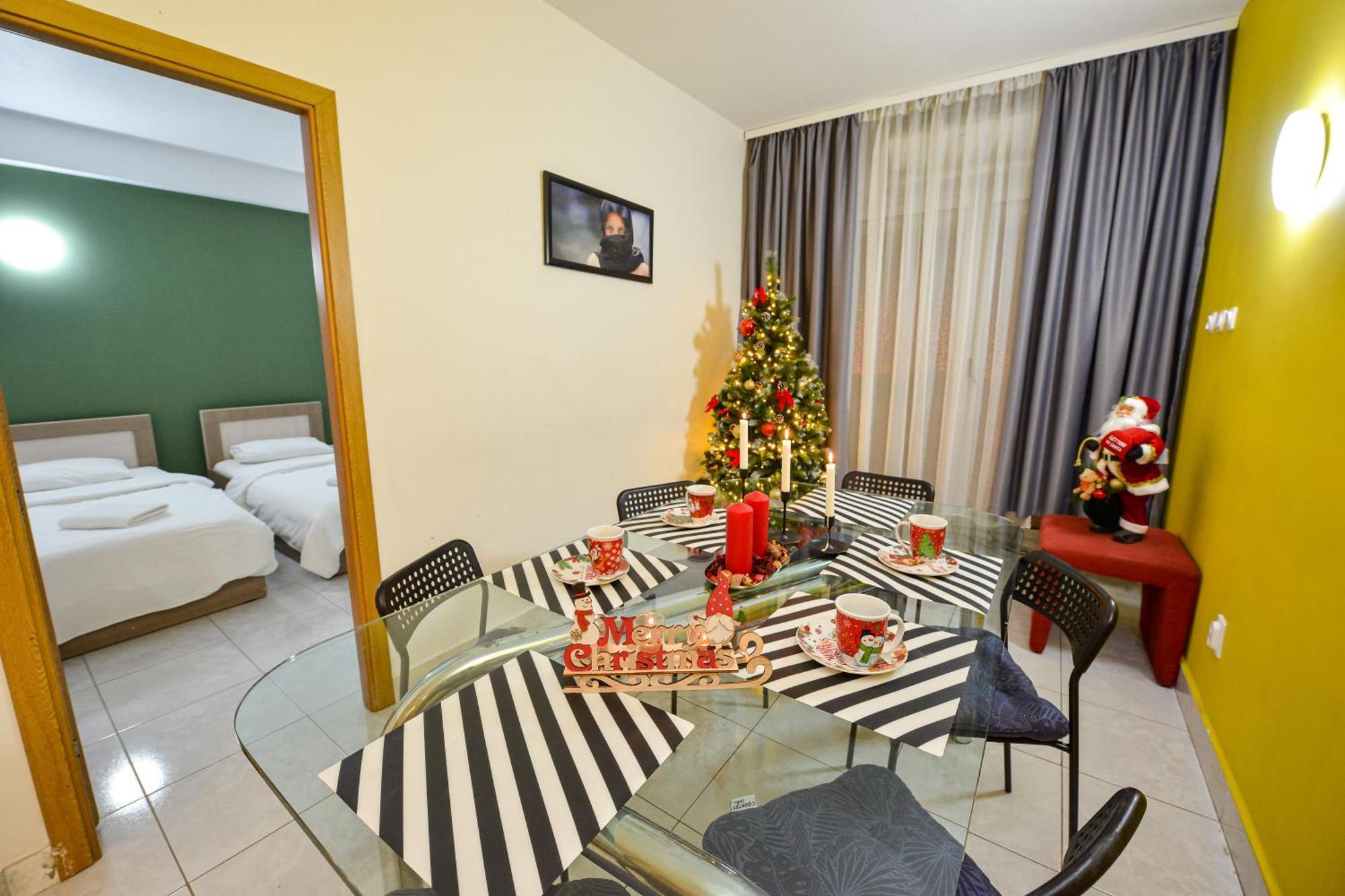 The Lincoln Suites - Central Shabbat Friendly Apartments Бухарест Екстер'єр фото