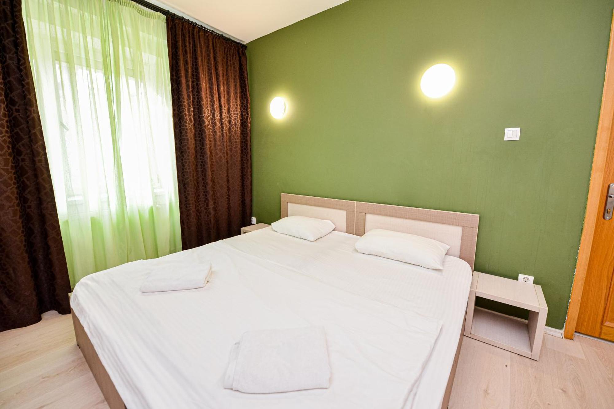 The Lincoln Suites - Central Shabbat Friendly Apartments Бухарест Екстер'єр фото