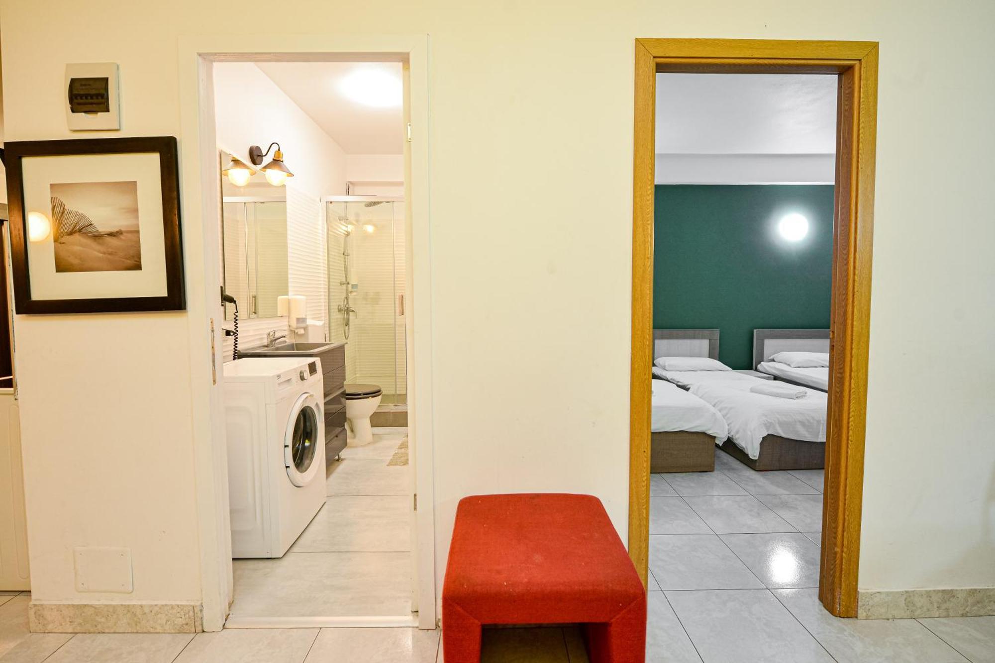 The Lincoln Suites - Central Shabbat Friendly Apartments Бухарест Екстер'єр фото