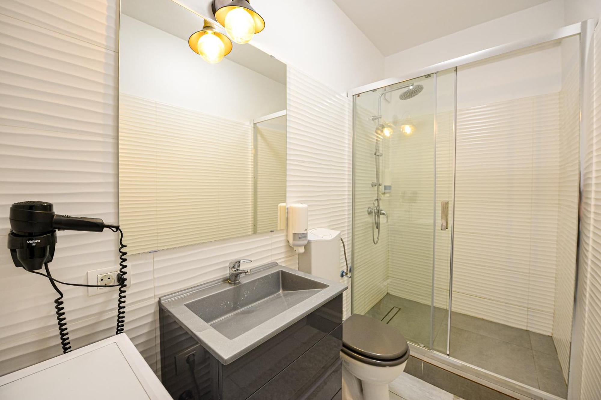 The Lincoln Suites - Central Shabbat Friendly Apartments Бухарест Екстер'єр фото